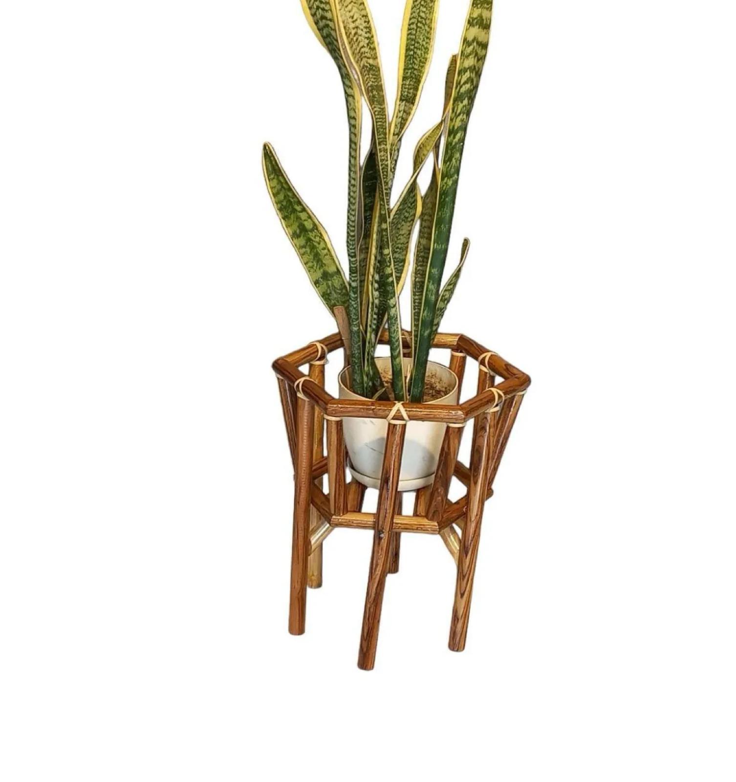 Sechseckiger Blumentopf aus Bambus – breit Sechseckiger Blumentopf aus Bambus – breit